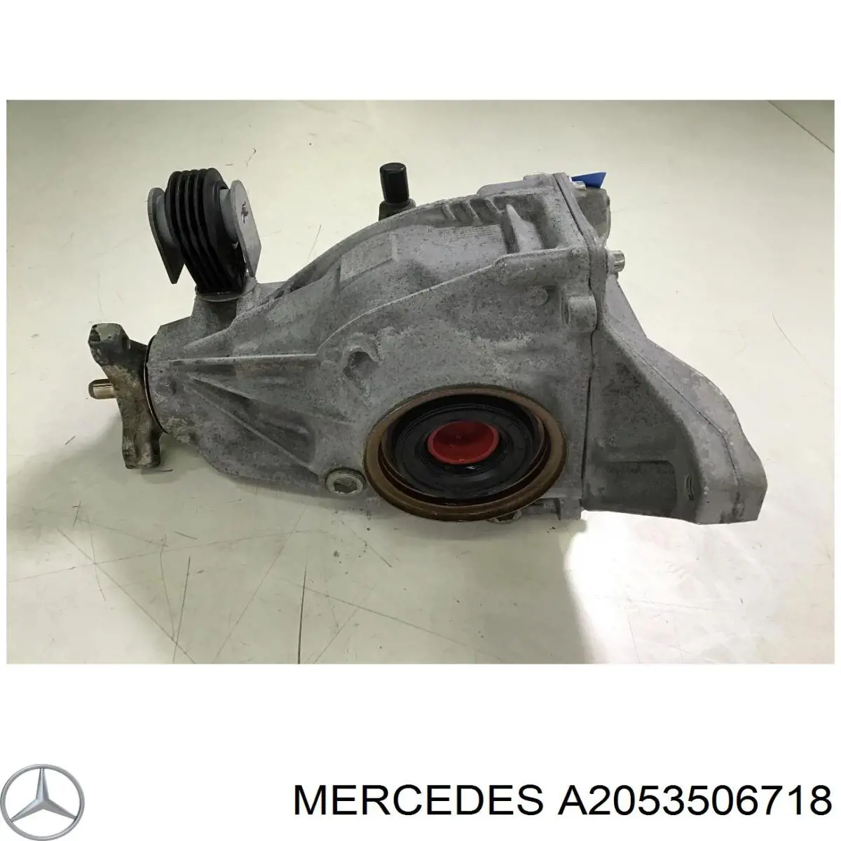 A2053506718 Mercedes Задній редуктор