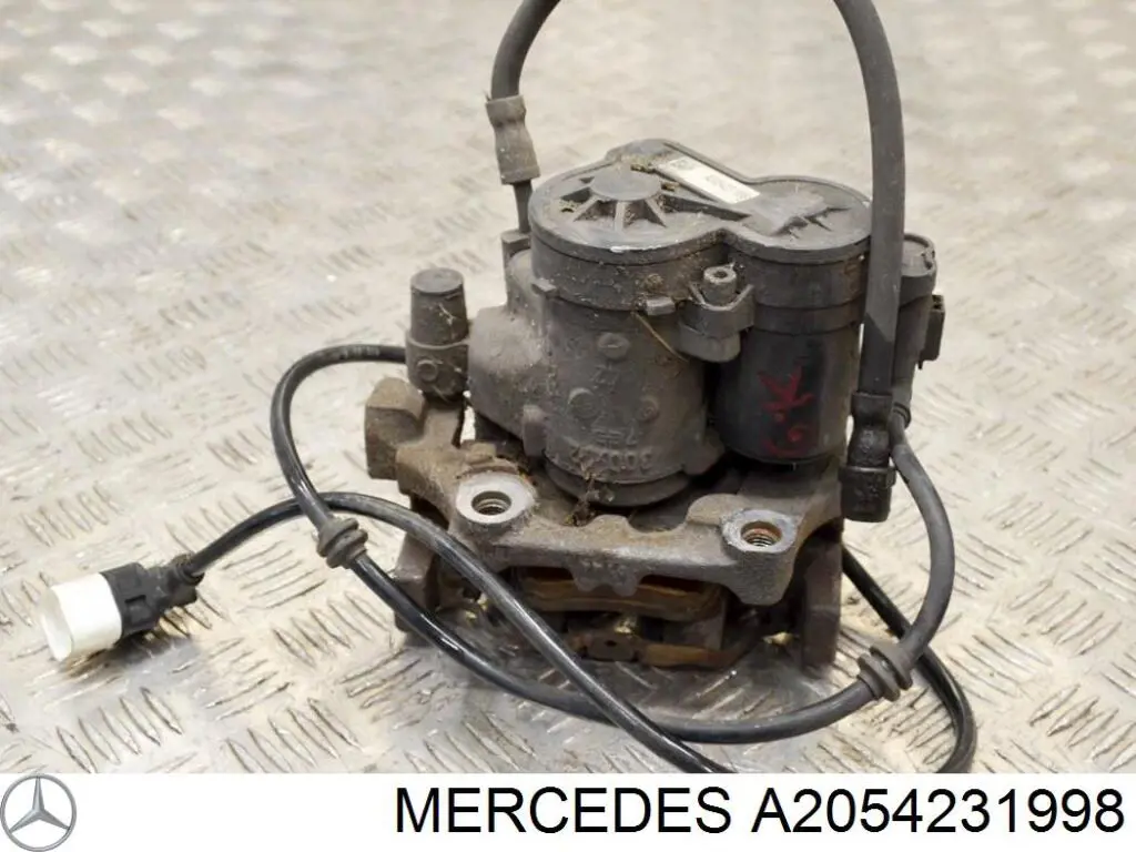 Супорт задній лівий A2054231998 Mercedes