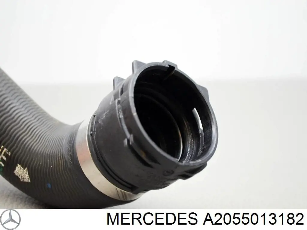 Шланг/патрубок радіатора охолодження, верхній Mercedes A2055013182 ціна, від 22.50 USD