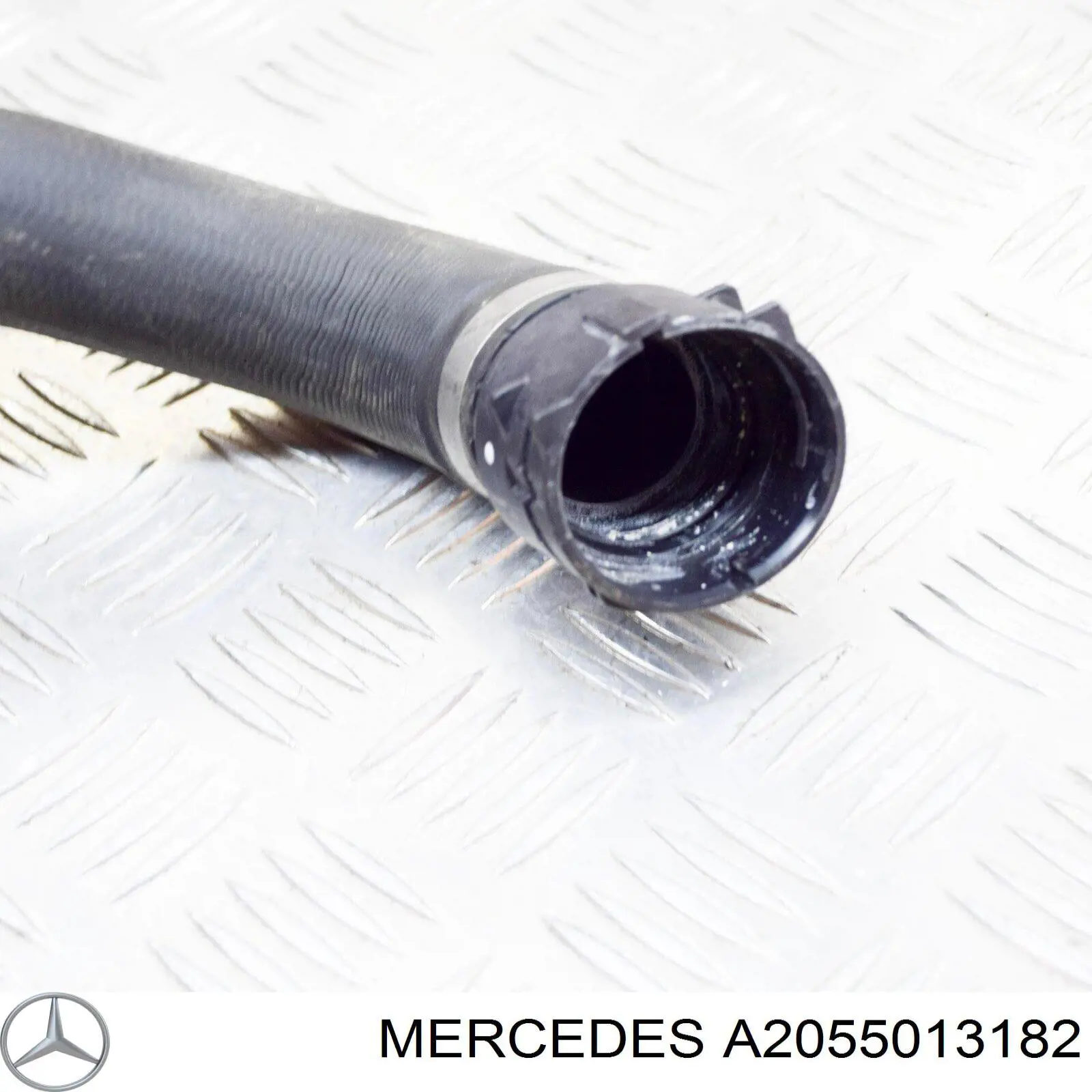 Купити A2055013182 Mercedes Шланг/патрубок радіатора охолодження, верхній