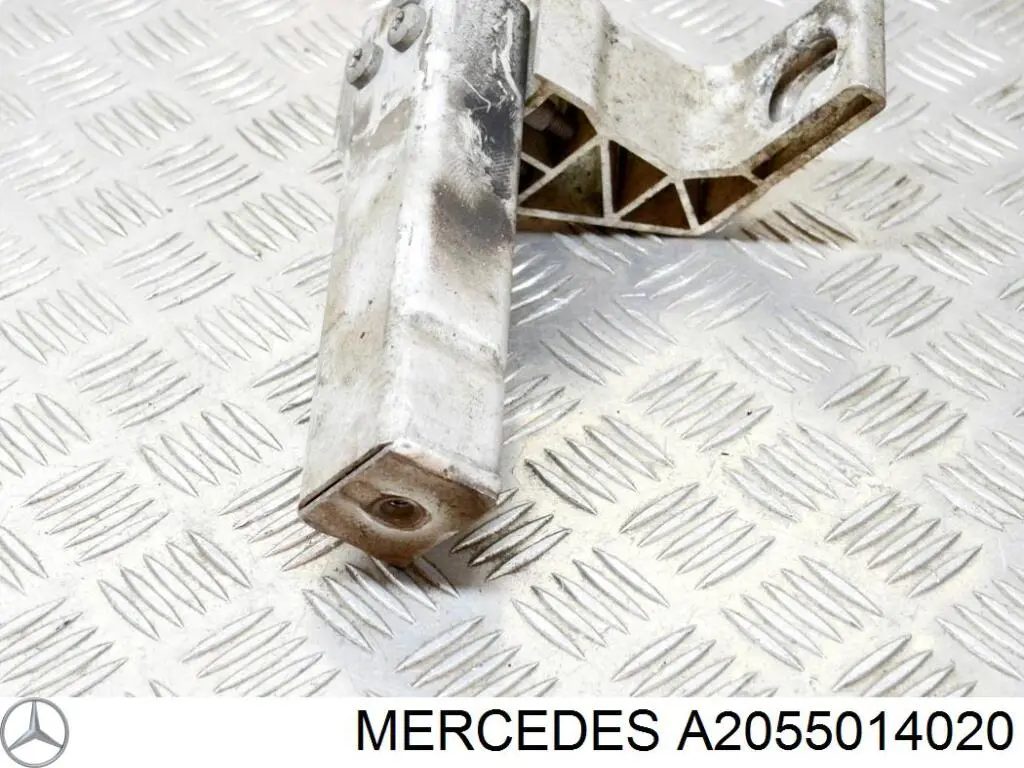 Купити A2055014020 Mercedes 