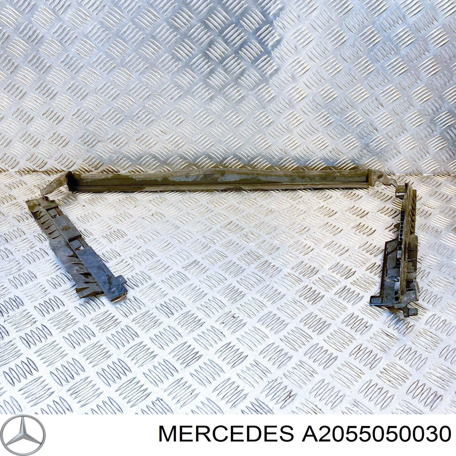 Купити A2055050030 Mercedes Повітропровід радіатора