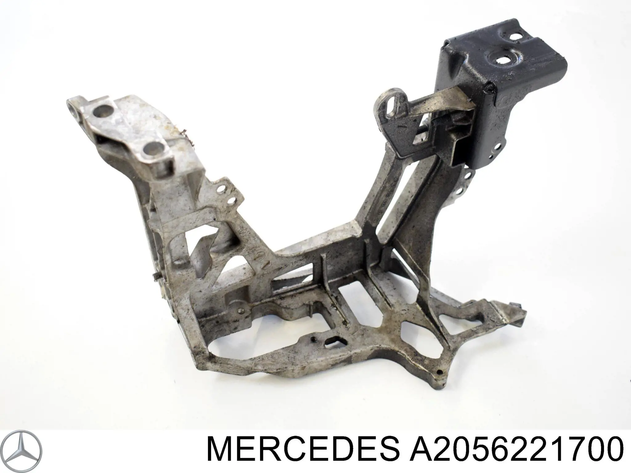  Mercedes A2056221700 ціна, від 40.94 USD
