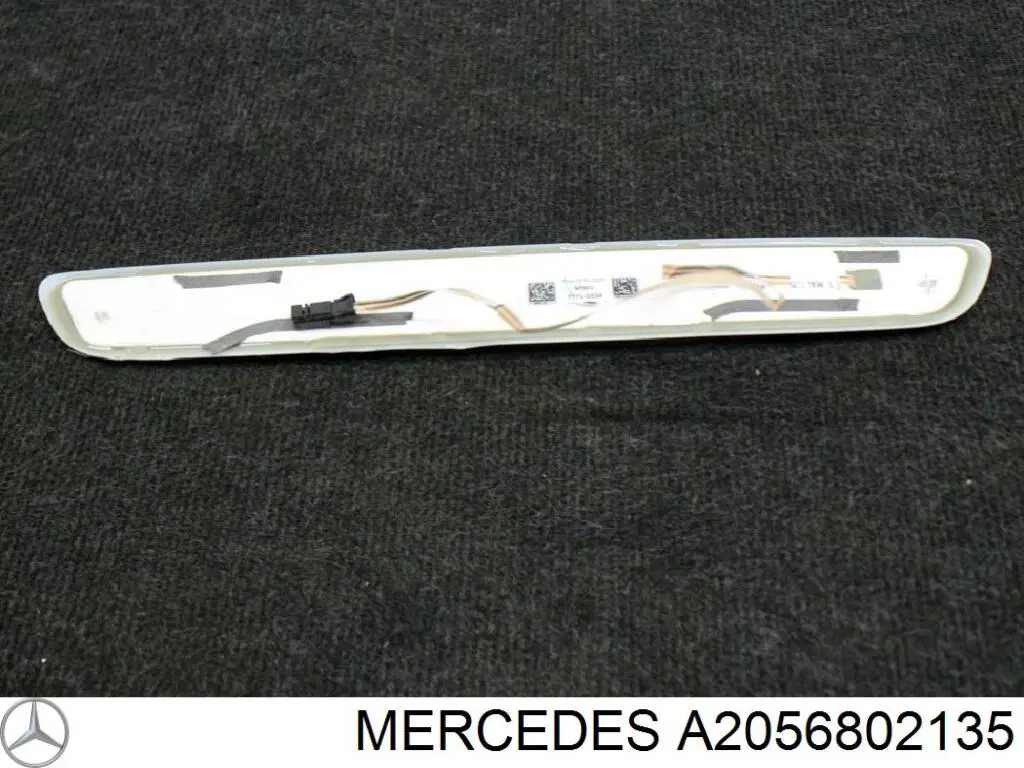  Mercedes A2056802135 ціна, від 42.18 USD