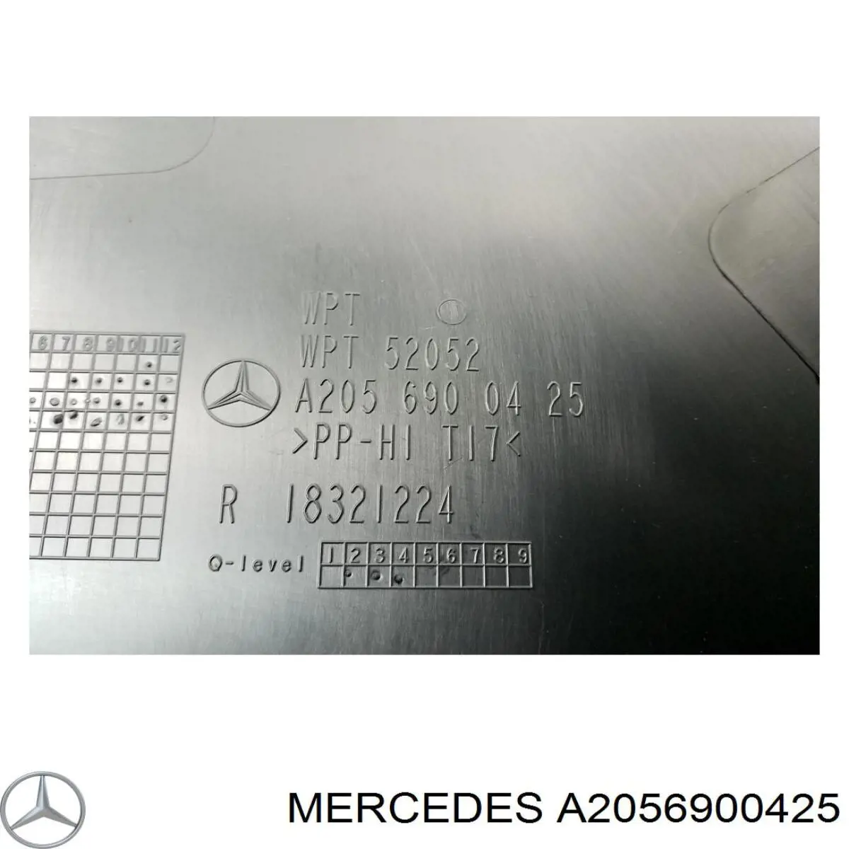 Обшивка стійки кузова внутрішньої, середня нижня права A2056900425 Mercedes