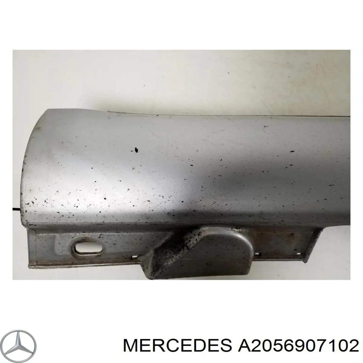 Накладка зовнішня (молдинг) порога, лівий Mercedes A2056907102 ціна, від 76.01 USD