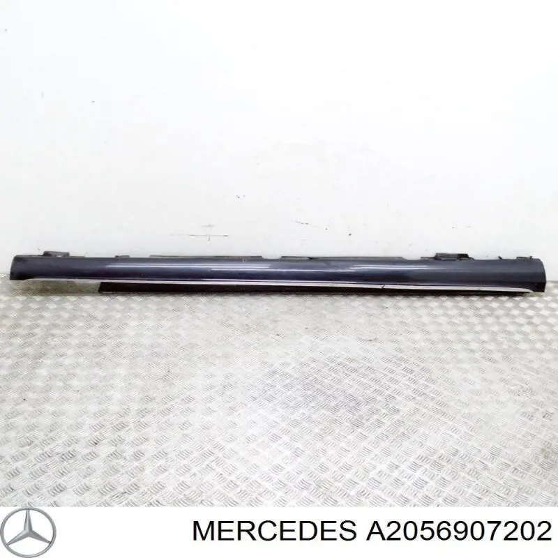 Купити A2056980454 Mercedes Накладка зовнішня (молдинг) порога, правий