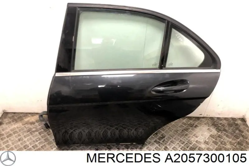 A2057300105 Mercedes Двері пасажирськи задні ліві