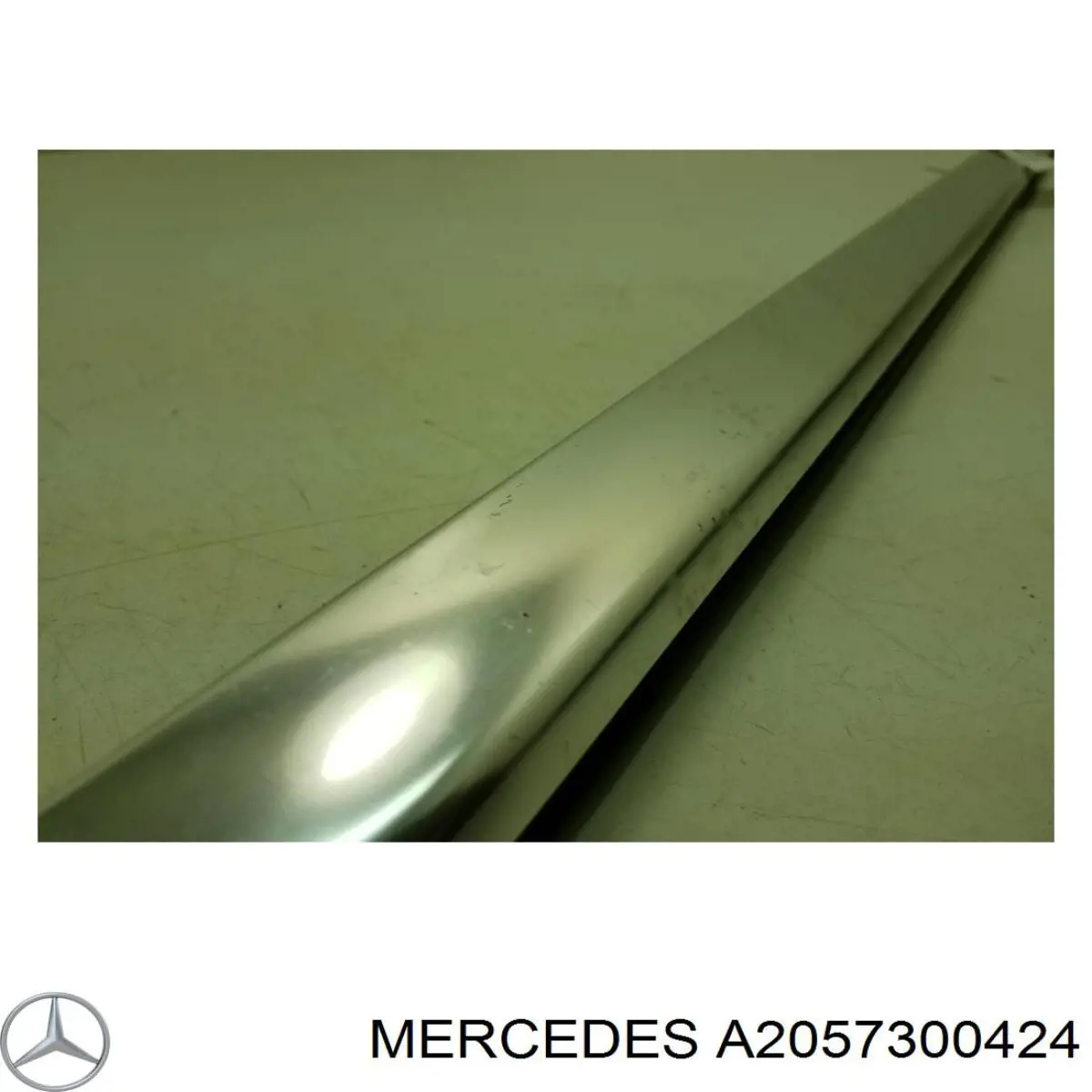 Купити A2057300424 Mercedes 