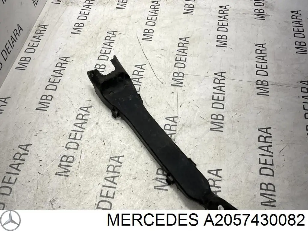 Накладка кришки багажника BF0113680001 Bapmic