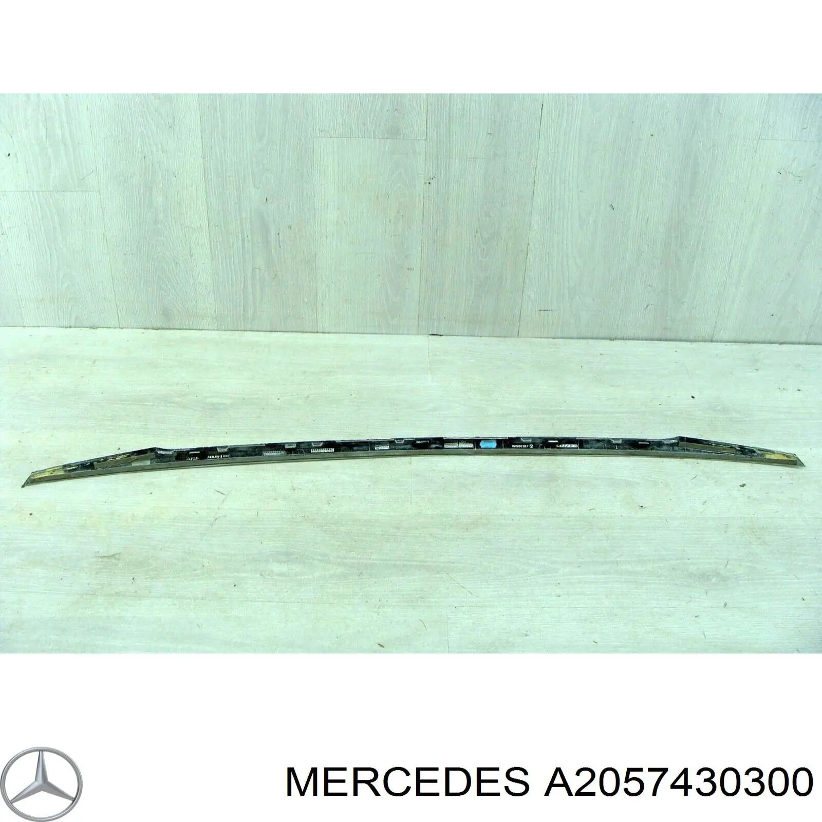 Купити A2057430300 Mercedes 