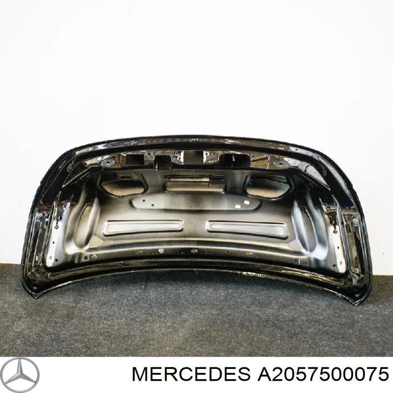 A2057500075 Mercedes Кришка багажника
