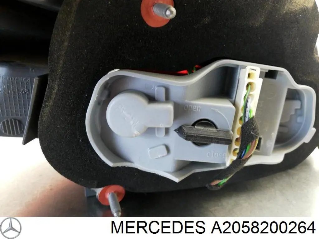 Задні ліхтарі Mercedes A2058200264 ціна, від 121.60 USD