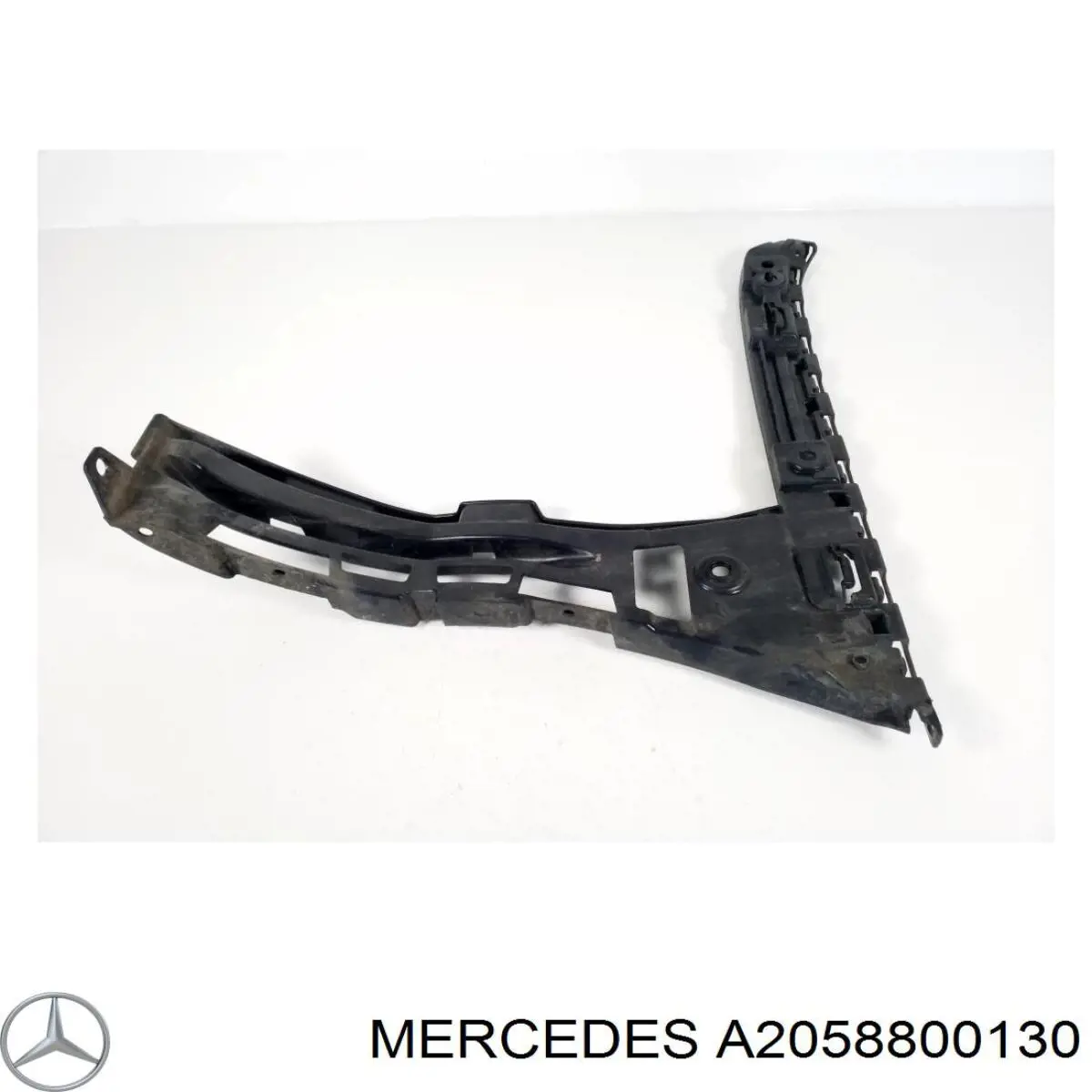 A2058800130 Mercedes Напрямна заднього бампера, ліва