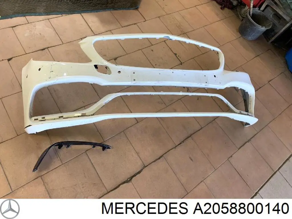 Передній бампер 1508857 Autotechteile