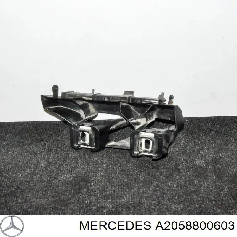 Кронштейн бампера заднього, правий Mercedes A2058800603 ціна, від 11.73 USD