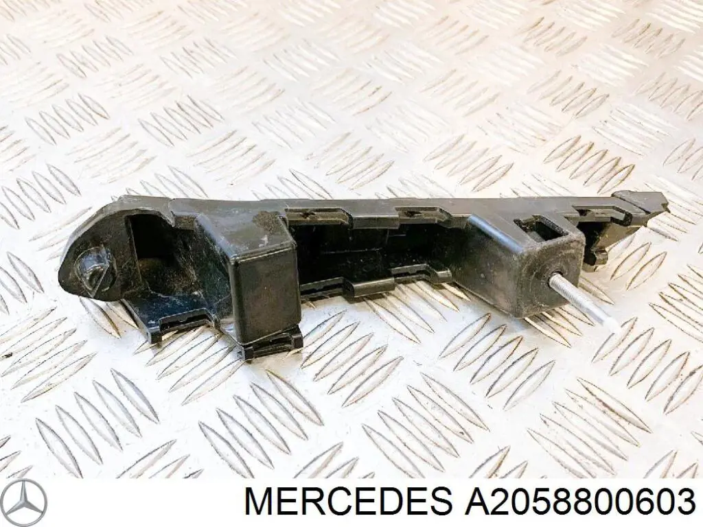 Кронштейн бампера заднього, правий Mercedes A2058800603 ціна, від 11.73 USD