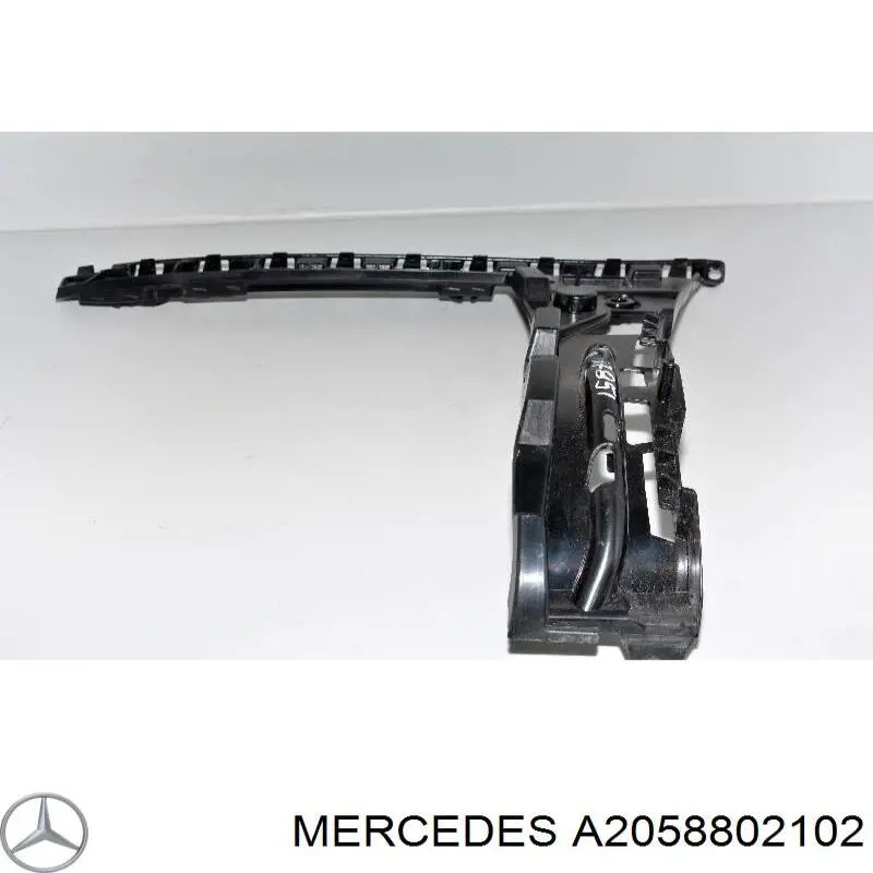A2058802102 Mercedes Напрямна заднього бампера, права