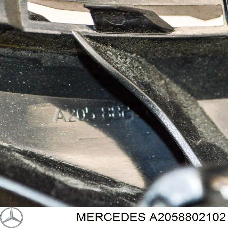 Направляюча заднього бампера, права A2058802102 Mercedes