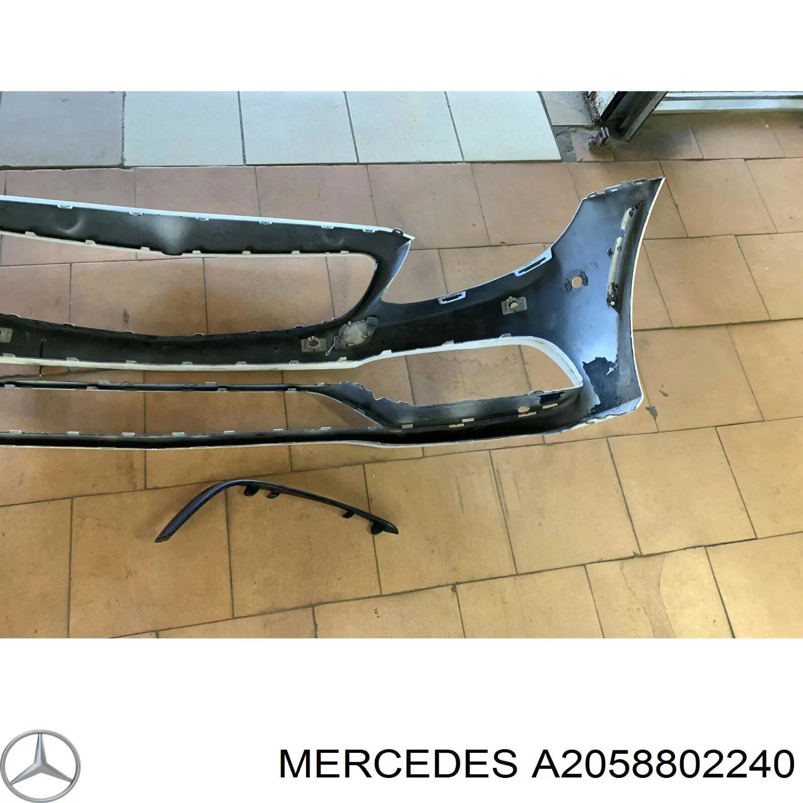  A20588022409999 Mercedes