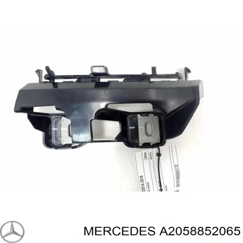 Кронштейн бампера заднього, правий Mercedes A2058852065 ціна, від 12.68 USD