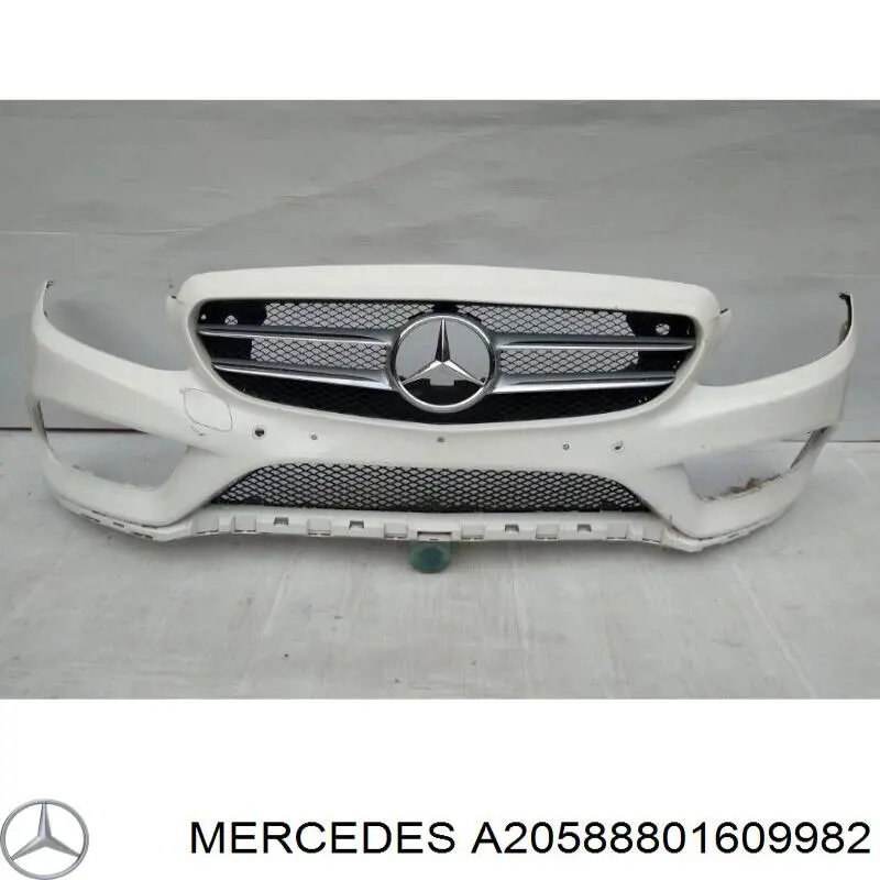 A20588801609982 Mercedes Решітка радіатора