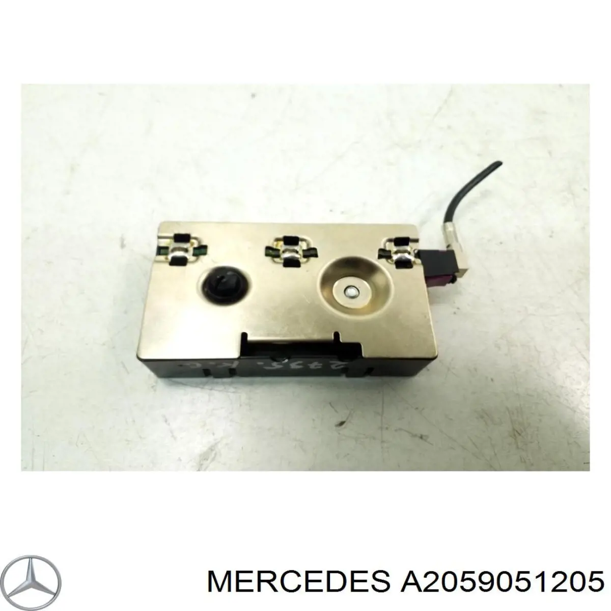 A2059051205 Mercedes Антена на дах