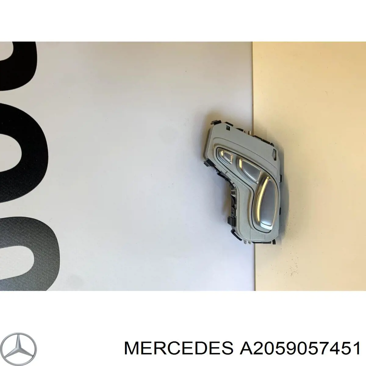  Mercedes A2059057451 ціна, від 58.17 USD