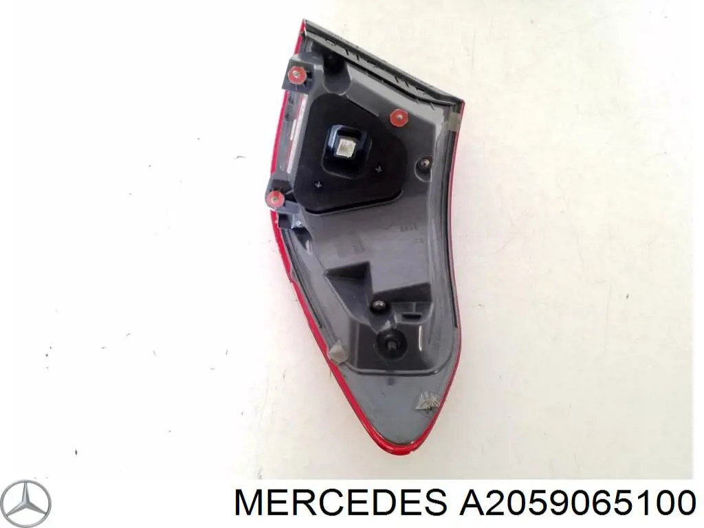 A2059065100 Mercedes Задня ліва фара