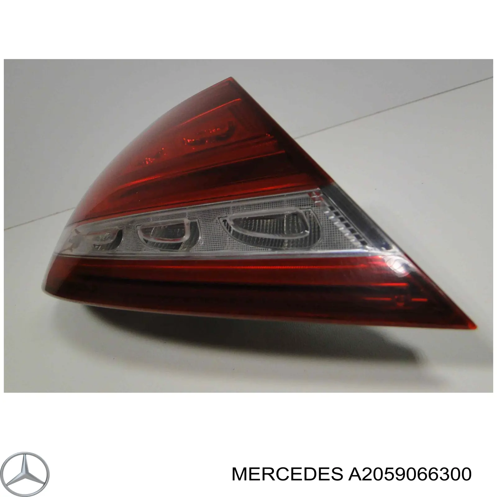 Ліхтар задній лівий Mercedes A2059066305 ціна, від 285.99 USD