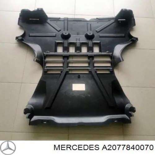  Mercedes A2077840170 ціна, від 228.05 USD
