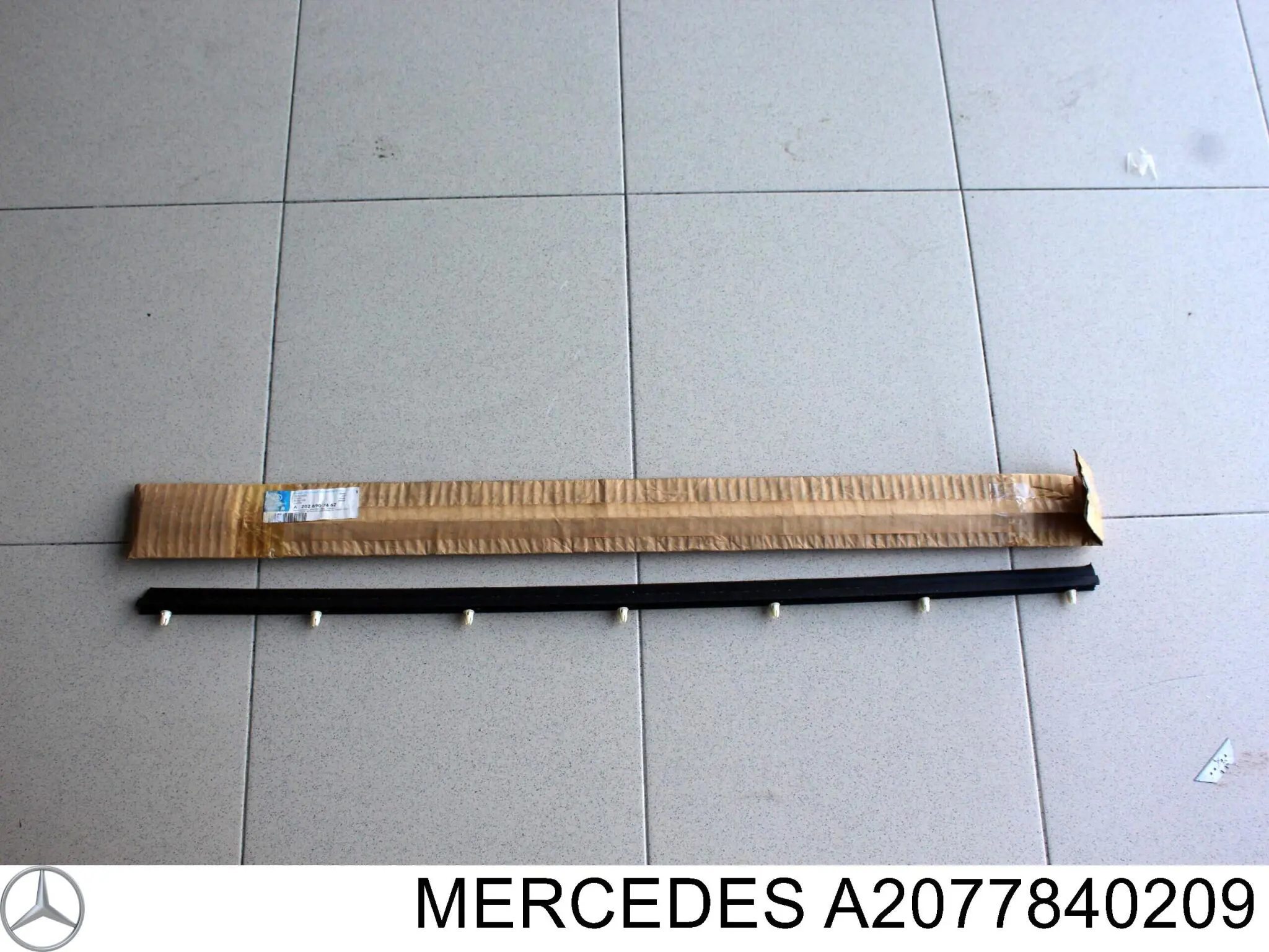  Mercedes A2077840209 ціна, від 31.67 USD