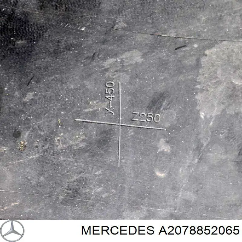 Кронштейн бампера переднього, правий A2078852065 Mercedes