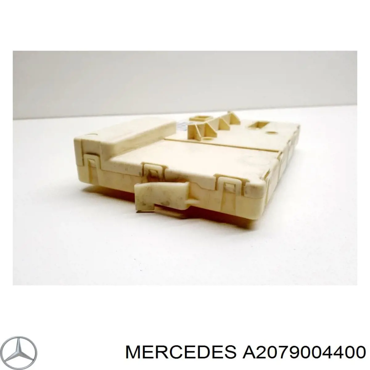  Mercedes A2079004400 ціна, від 26.81 USD
