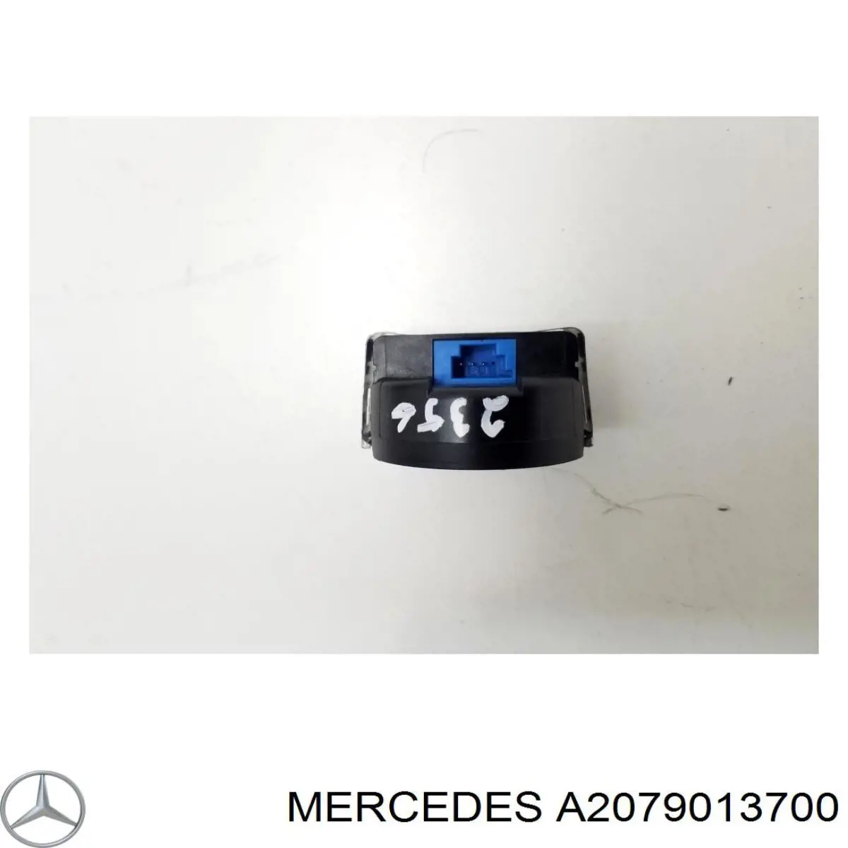  Mercedes A2079013700 ціна, від 25.34 USD