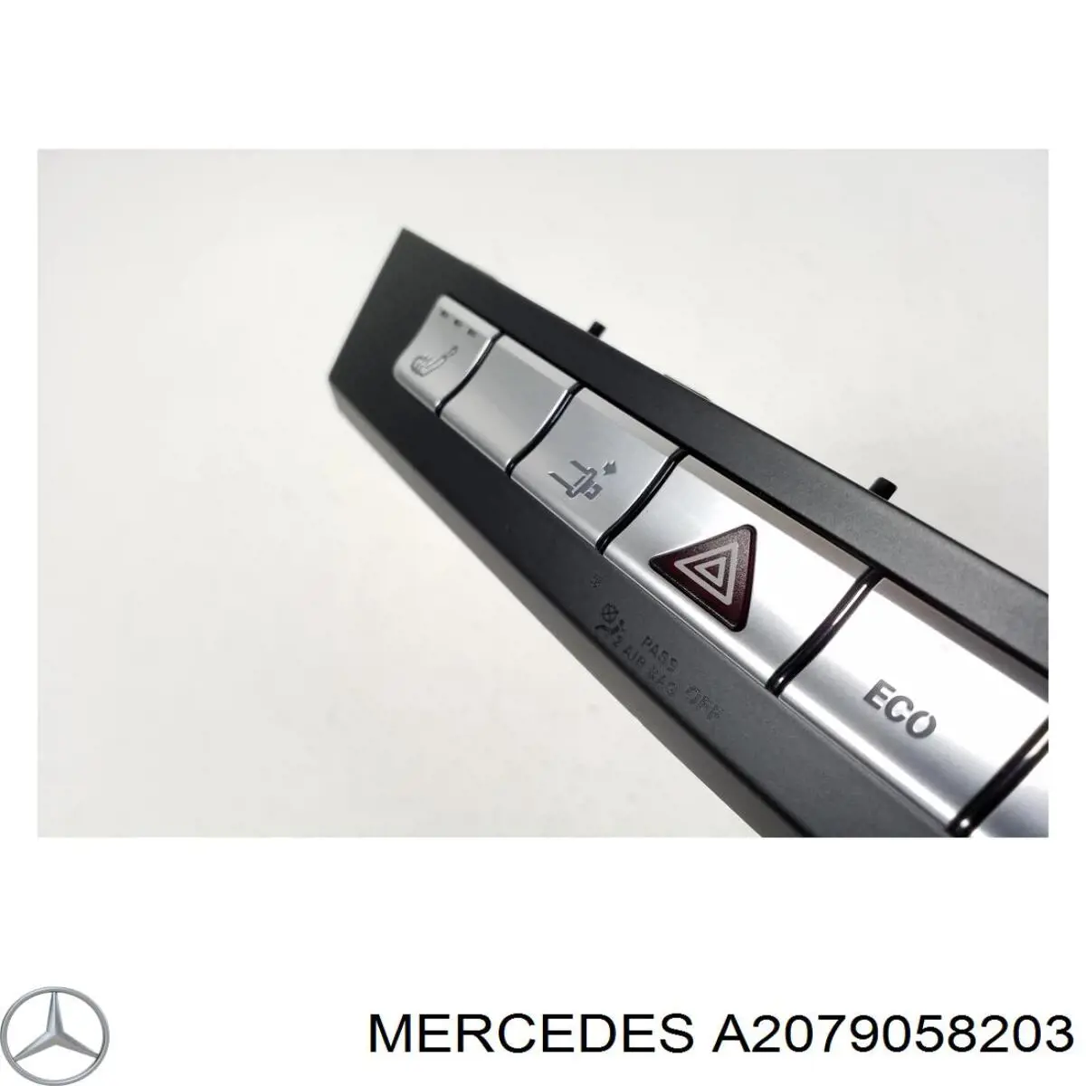 Блок кнопок центральної консолі Mercedes A2079059401 ціна, від 102.41 USD