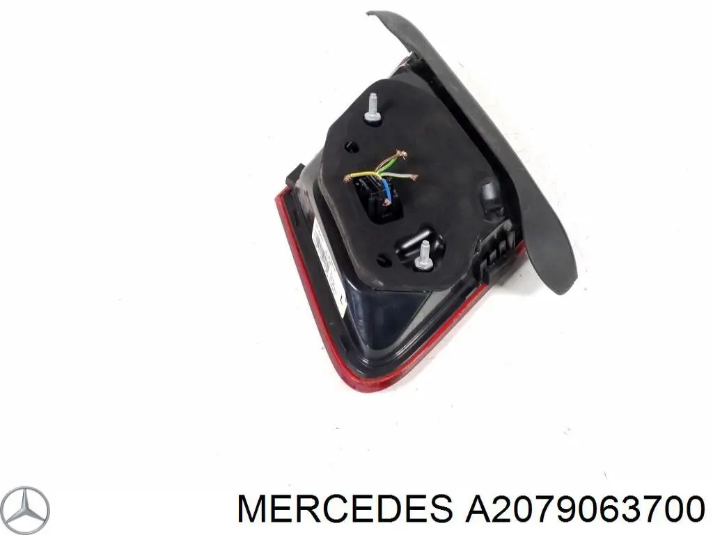 A2079063700 Mercedes Задня ліва внутрішня фара