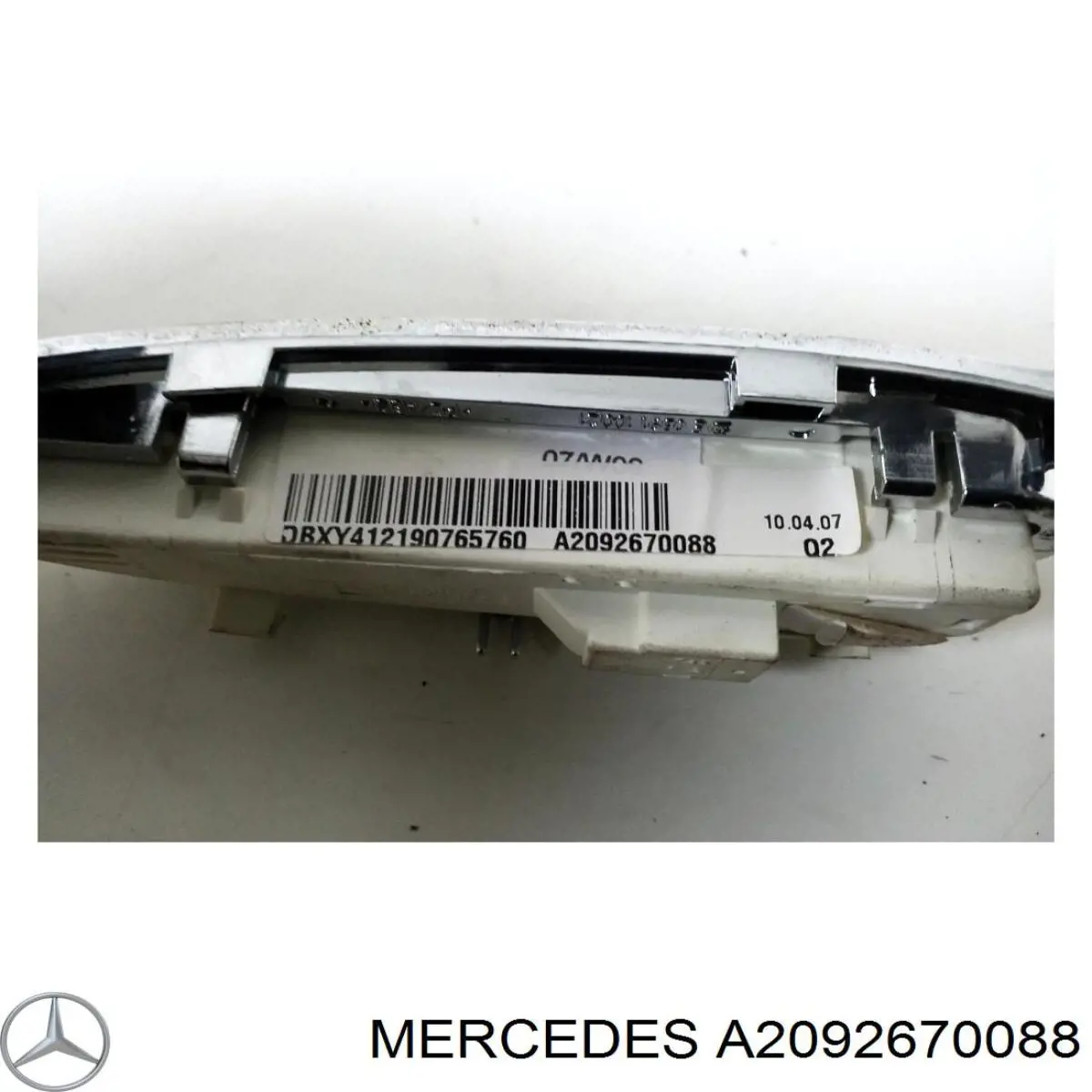  Mercedes A2092670088 ціна, від 50.79 USD