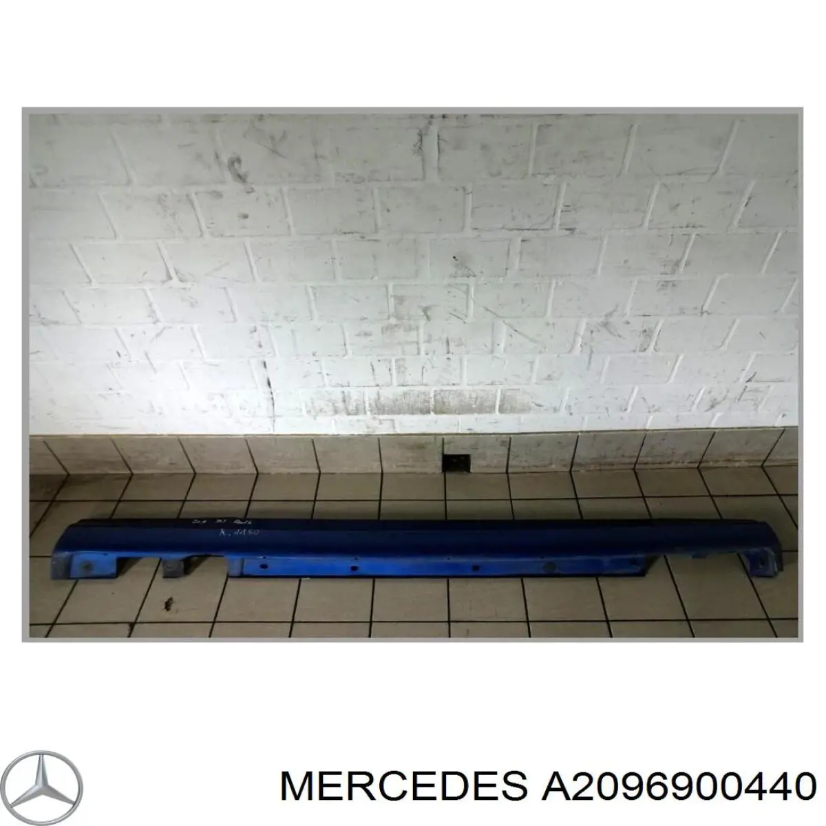  Mercedes A2096900440 ціна, від 35.51 USD