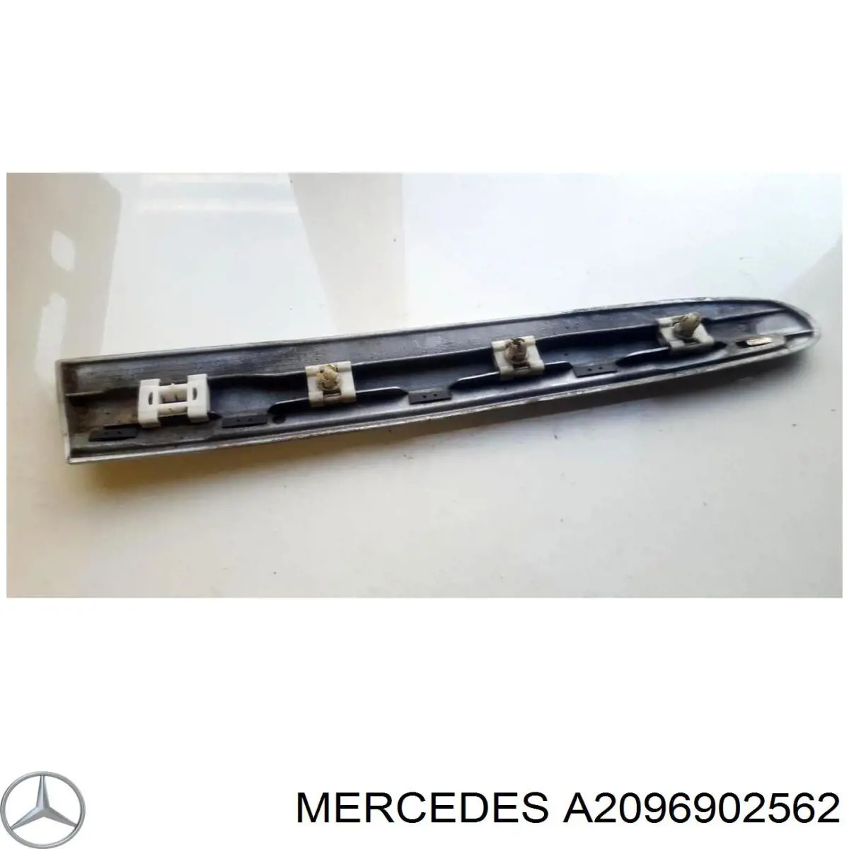 A2096902562 Mercedes 