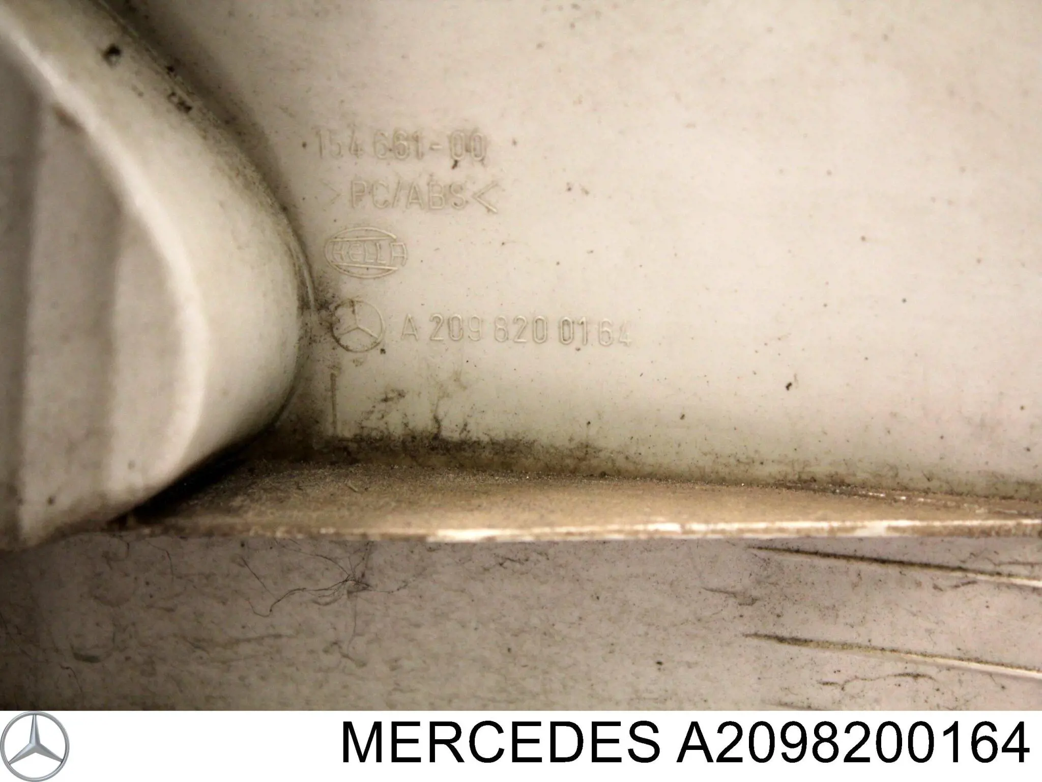 Задня ліва фара на Mercedes CLK  C209