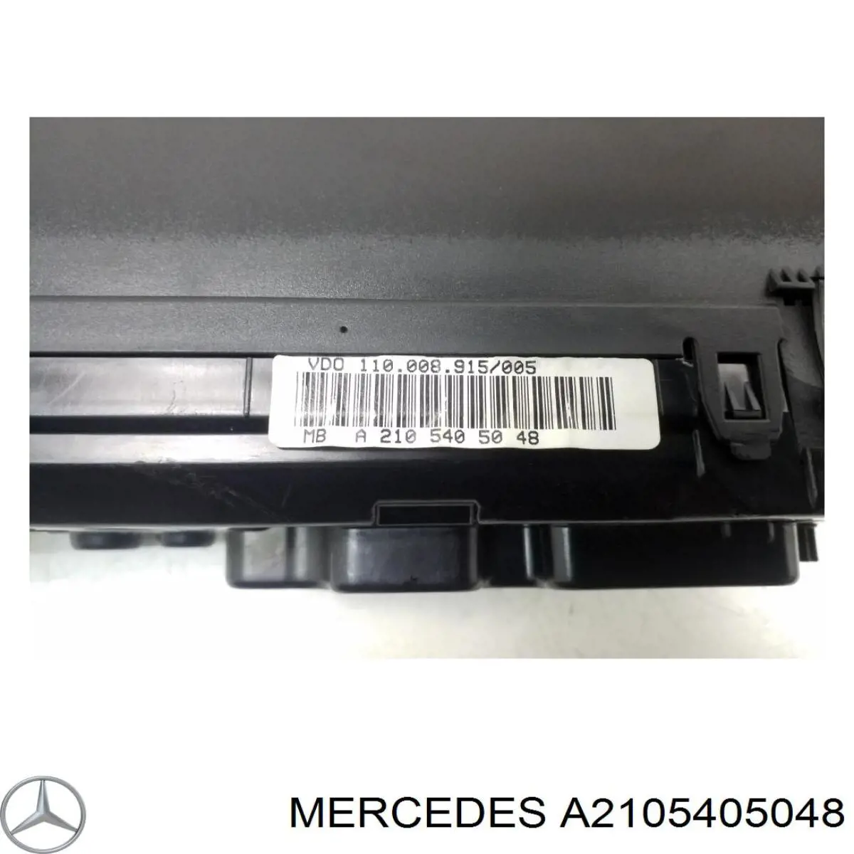 Приладова дошка-щиток приладів A2105405048 Mercedes