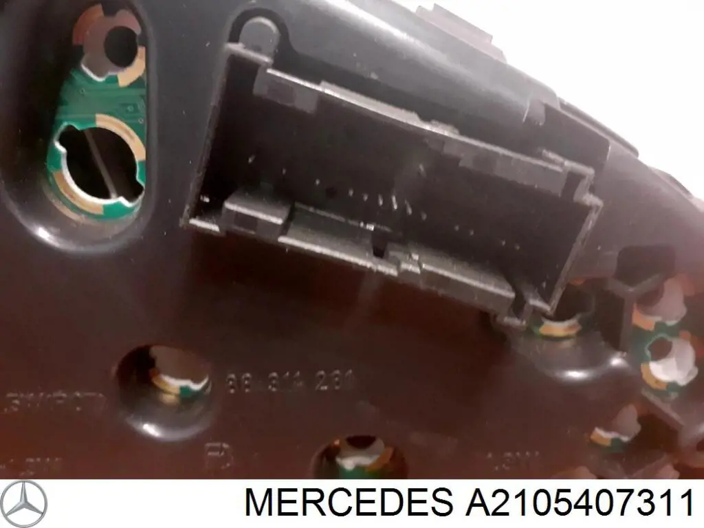 Купити A2105407311 Mercedes Спідометр