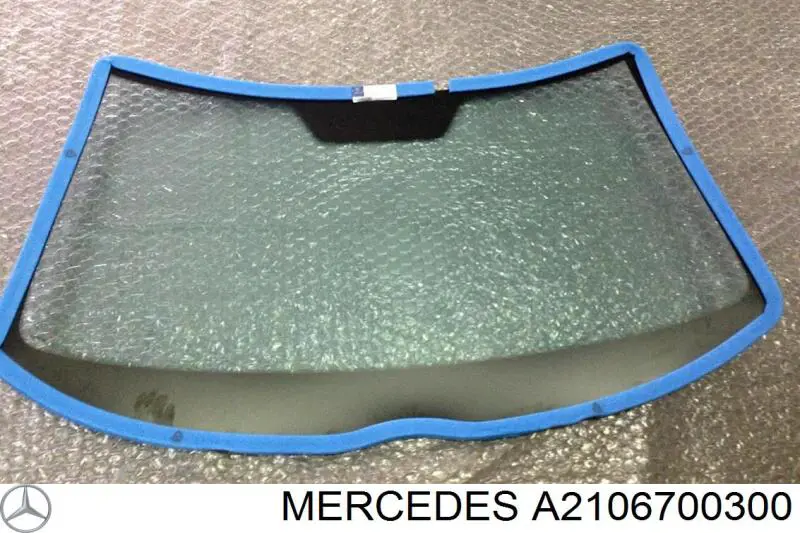 Скло лобове на Mercedes E-Class (S210)