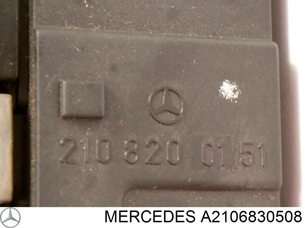 Купити A2106830508 Mercedes 