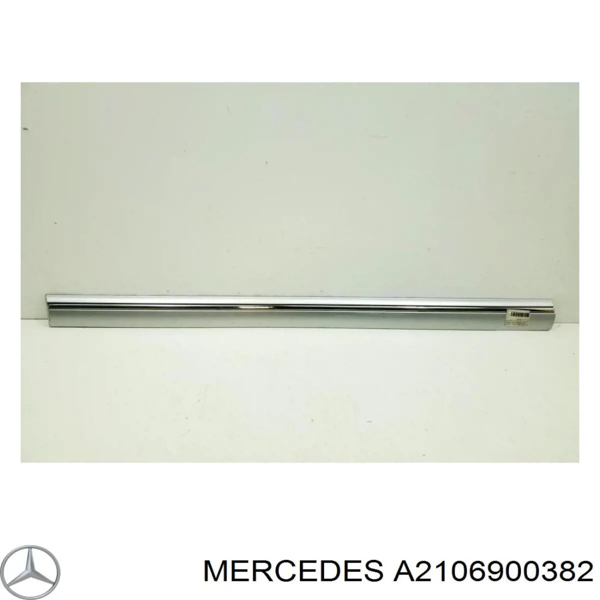 Накладка передньої лівої двері Mercedes A2106900382 ціна, від 10.13 USD