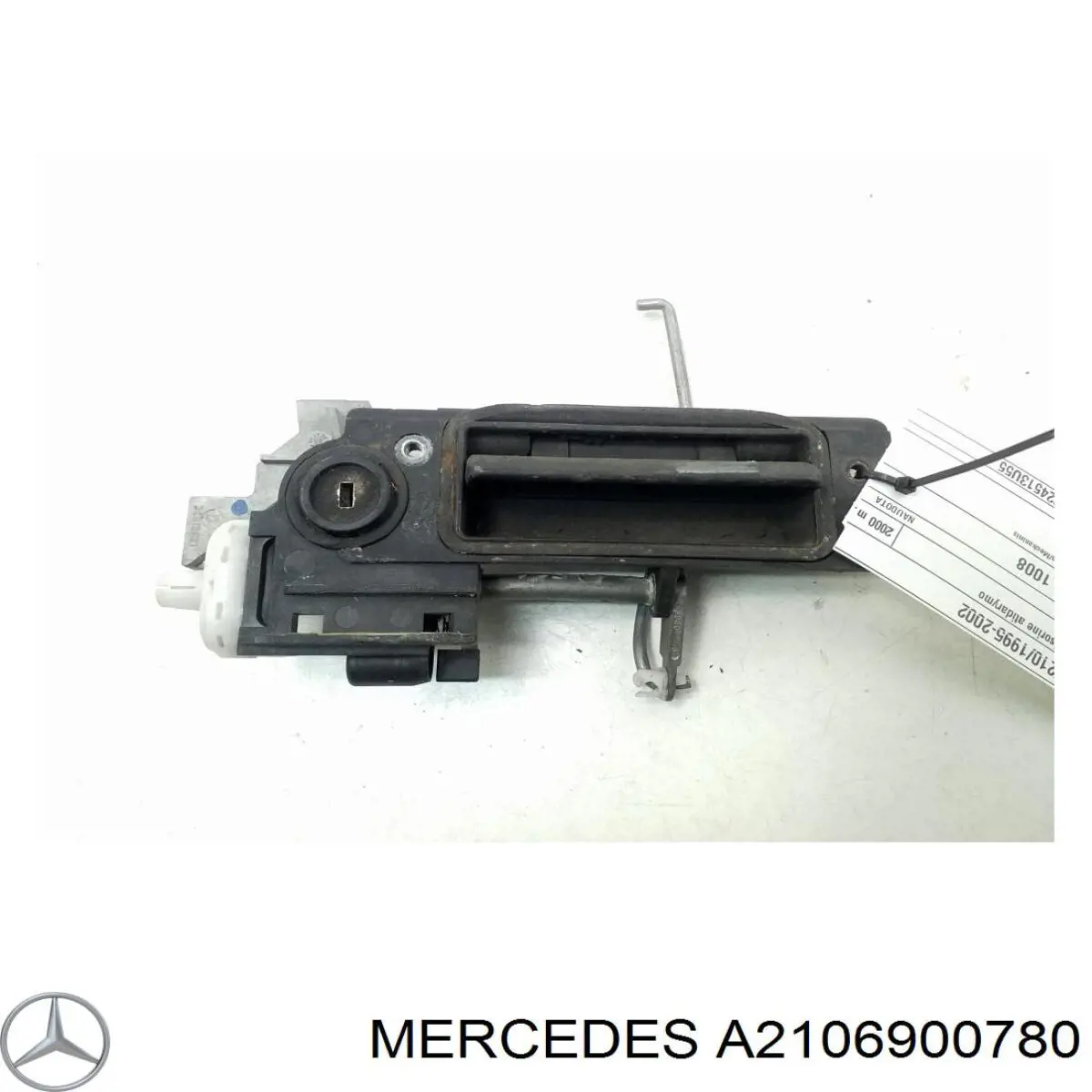 A2106900780 Mercedes Молдинг опускного скла дверей передньої, лівої