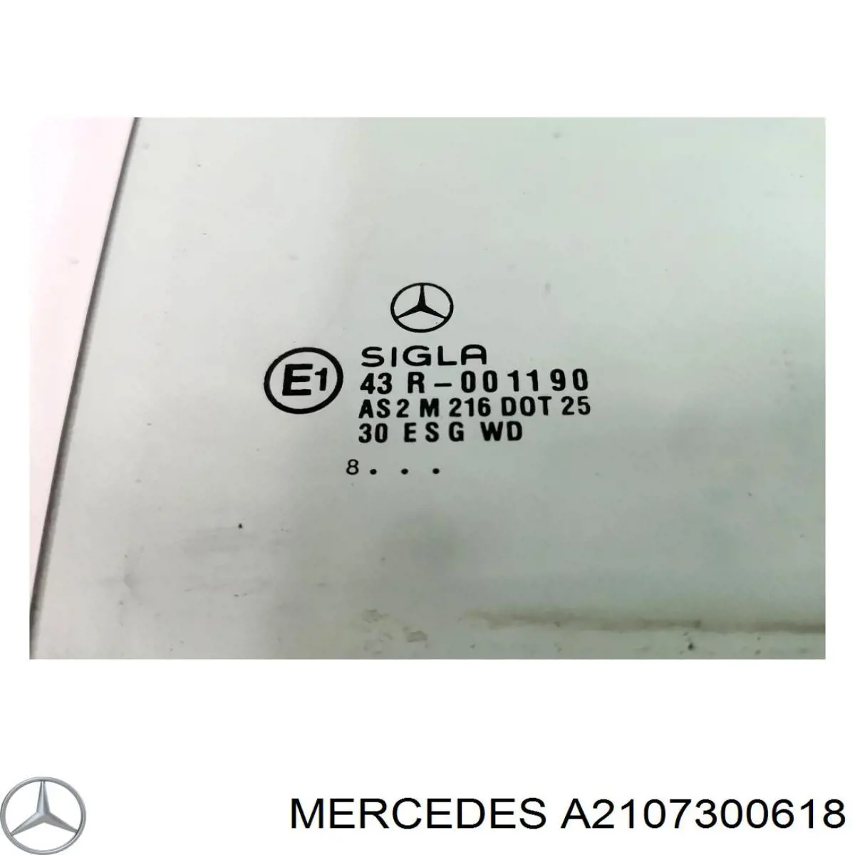2107300618 Mercedes скло задньої двері правої