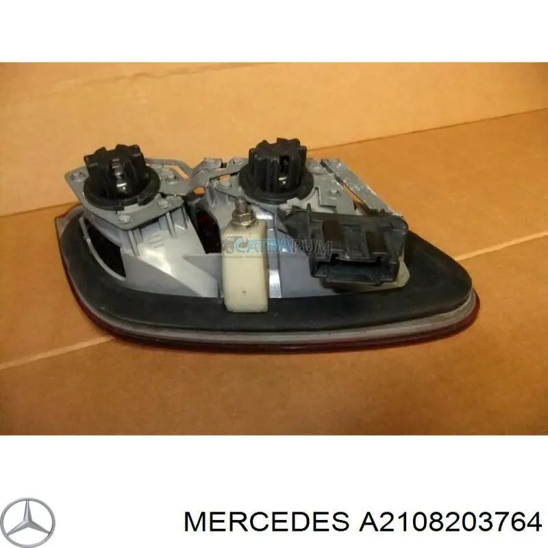 Купити A2108203764 Mercedes Ліхтар задній лівий, внутрішній