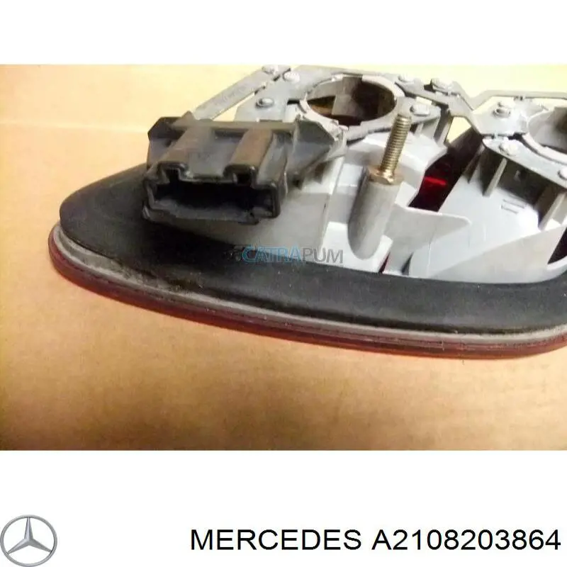 Стоп задній Mercedes A2108203864 ціна, від 16.47 USD